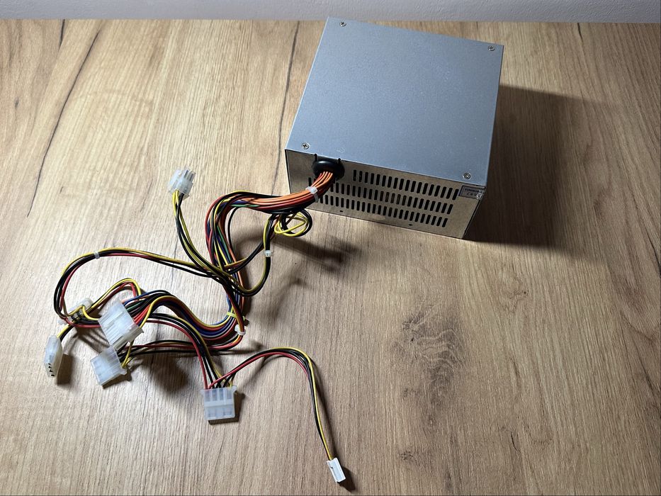 Premier, sursa de alimentare, 400W