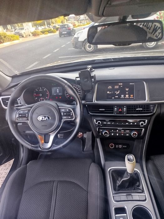 Vând  KIA Optima 2018