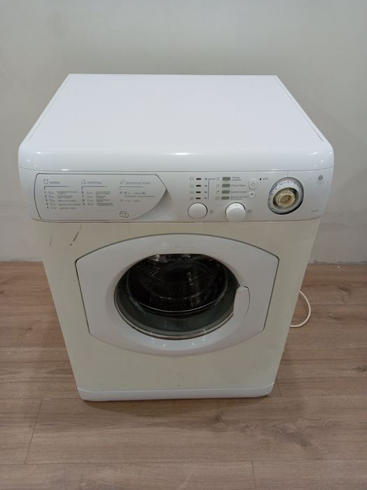 Стиральная машина Ariston