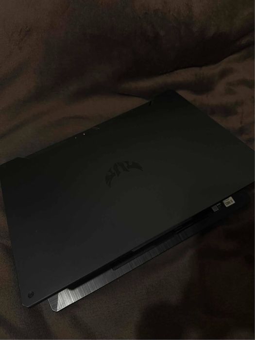 Ноутбоук игровой asus