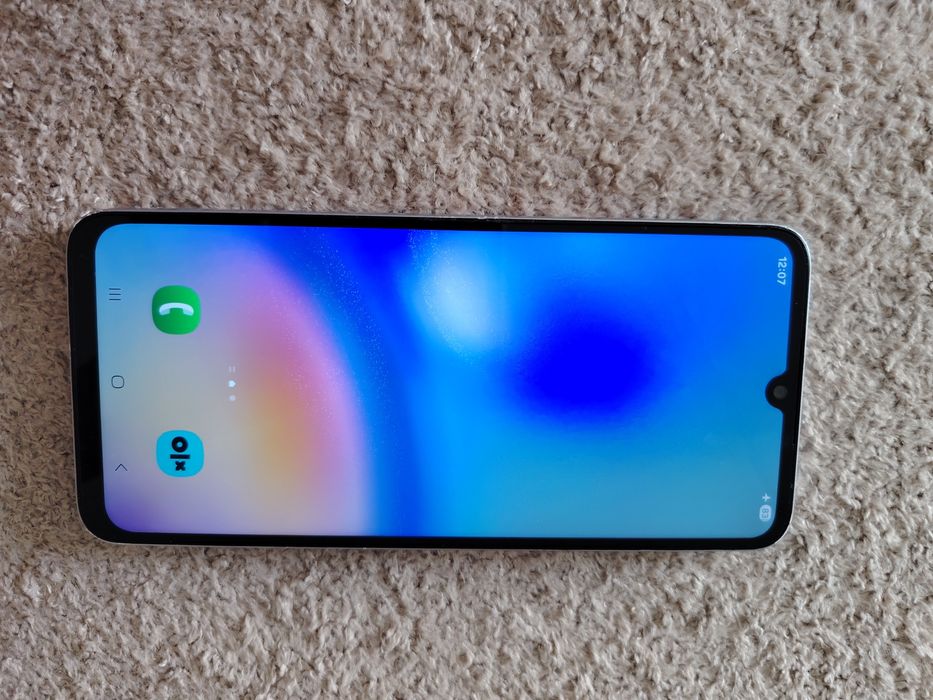 продаётся телефон