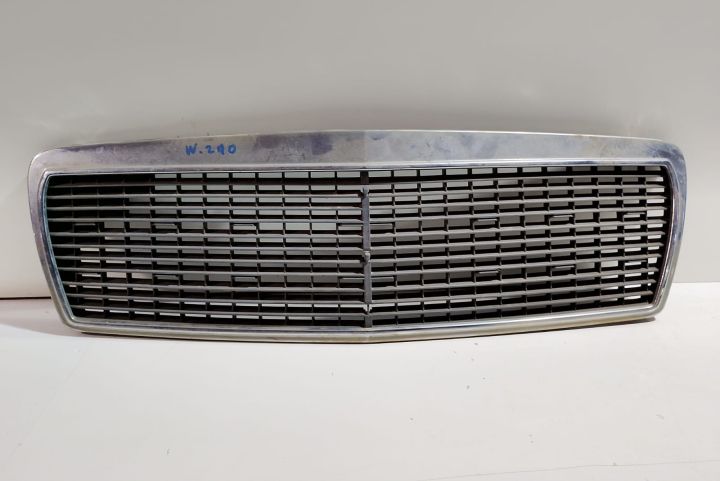 Grila radiator 2108880023 Mercedes-Benz E-Class W210/S210