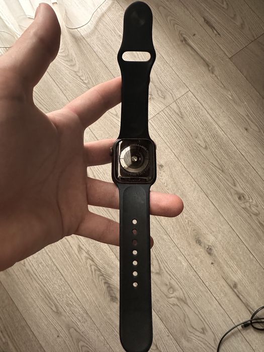 Apple Watch Series 4 A1977 40mm