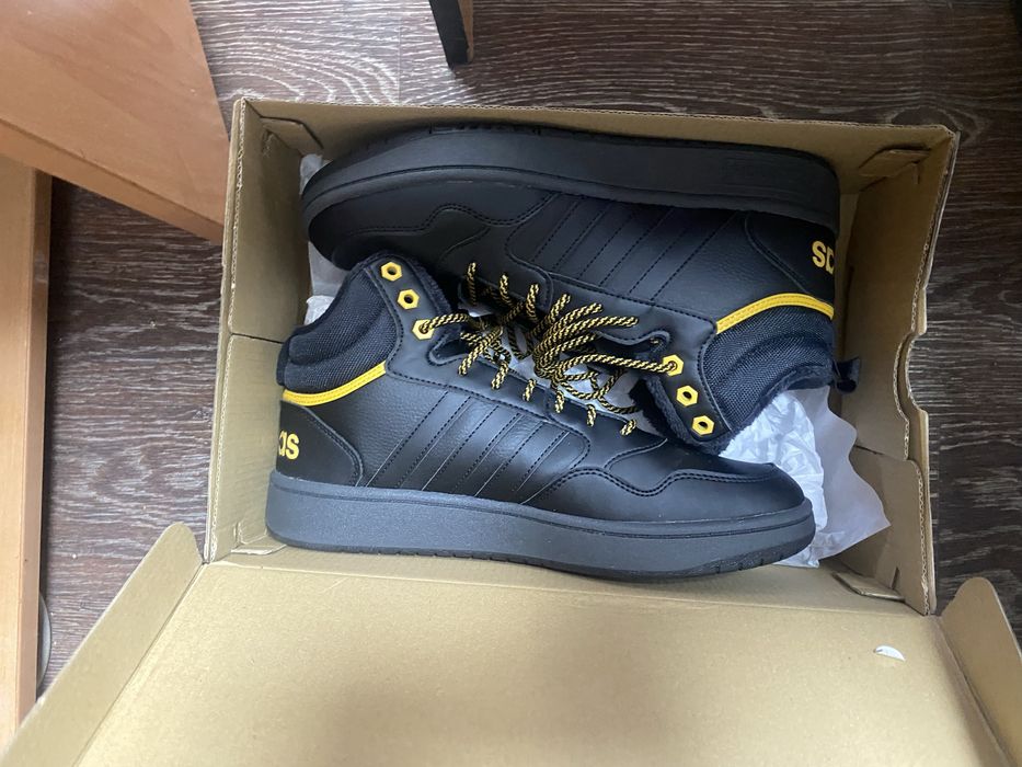 Кроссовки Adidas Hoops 3.0