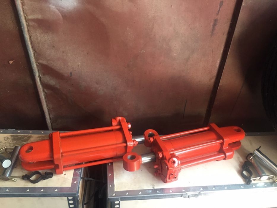 Cilindrii hidraulici