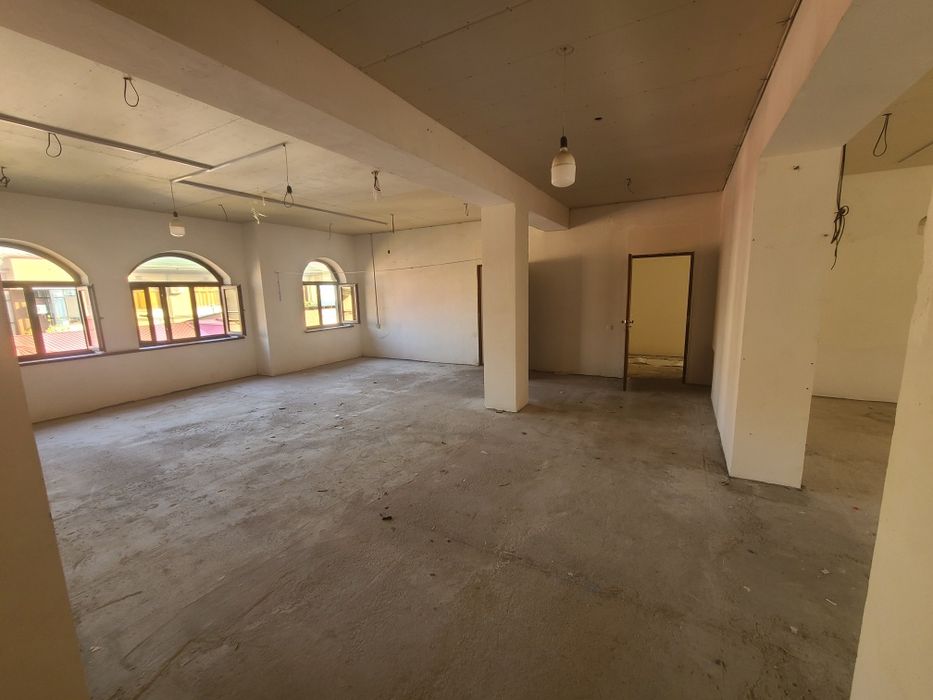 Uy Izzada  arendaga Oʻrikzor, Ippadrom, Abu saxiy