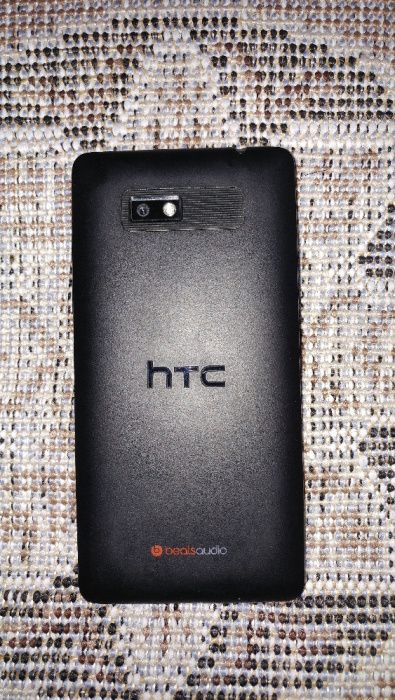 Продается телефон HTC Desire 600 dual sim