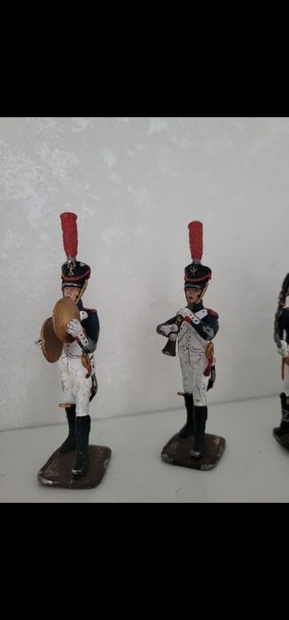 Продам фирменные фигурки