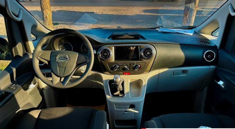 JAC M3 сотувда таййор АКЦИЯДА
