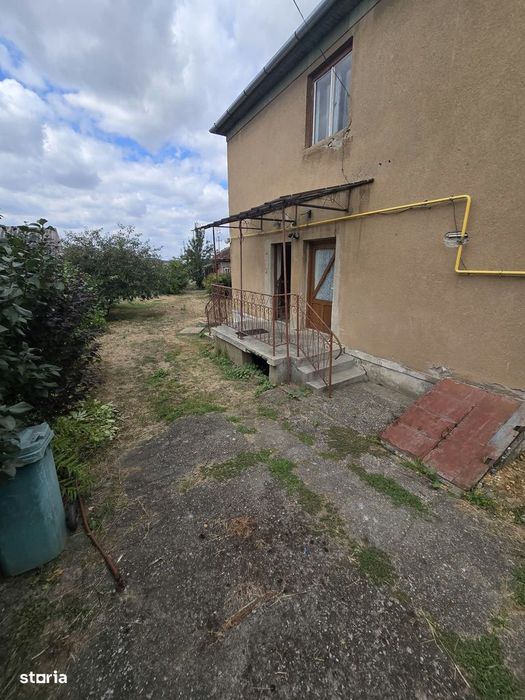 Casă cu 2 apartamente independente, teren de 719 mp - Str. Barițiu 108