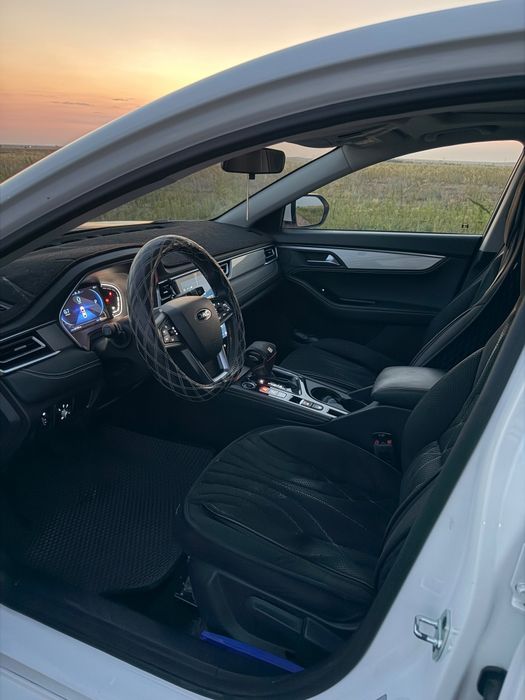 Продам Jac j7 в отличном состоянии