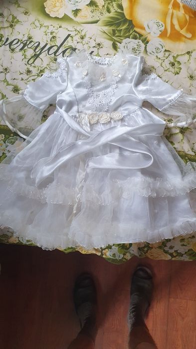 Платья на девочку 4- 5 года