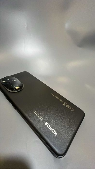 Honor 200,256 GB (Город Семей,Валиханова 100/1)ЛОТ:671336