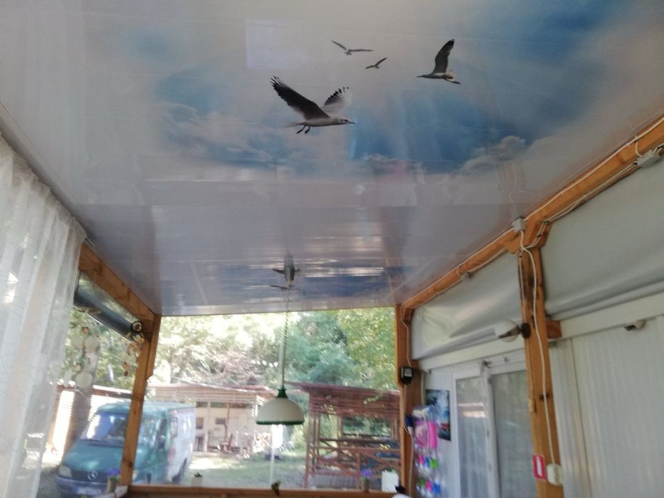 Фургон тип бунгало, позиционирано на къмпинг Атлиман - Китен