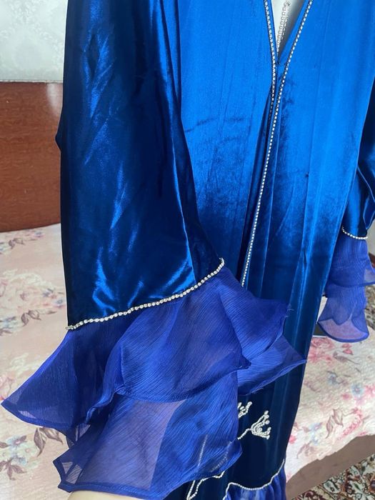 Abaya sotiladi vicherniy