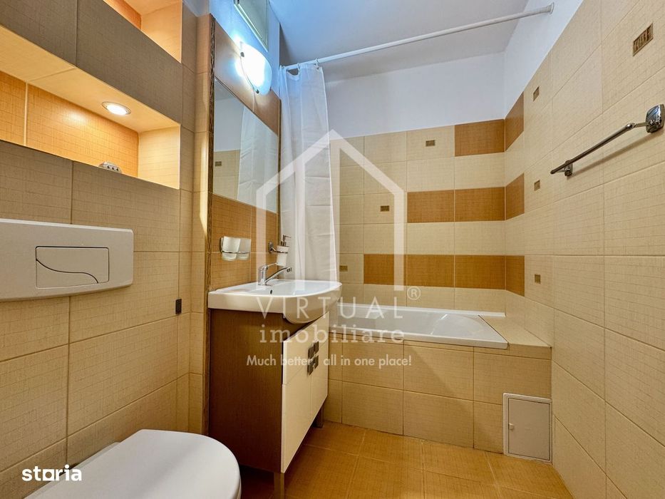 Apartament cu 4 camere, 80mp utili + 2 balcoane, etaj 3/4, Strand