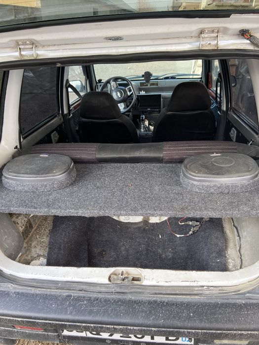 Tiko sotiladi srochniga