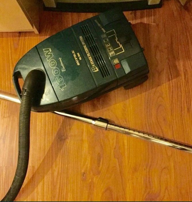 Продам мощный пылесос немецкий