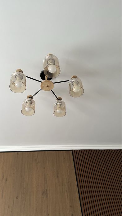 Люстра для гостинный