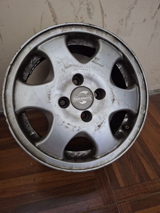 Алуминиеви джанти за Audi 14" 6J x 14 H2  с 2 гуми