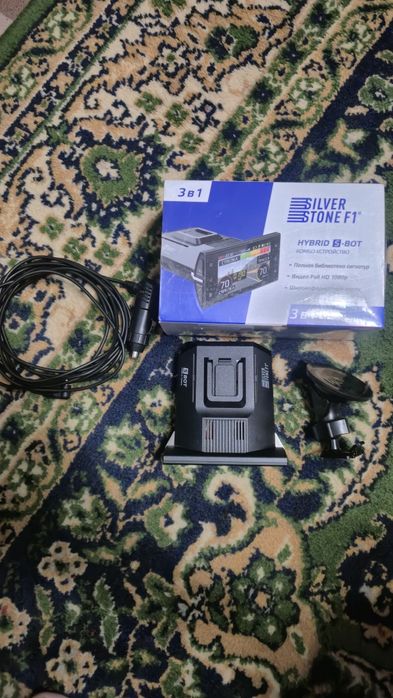 Регистратор Silverstone Hybrid s bot