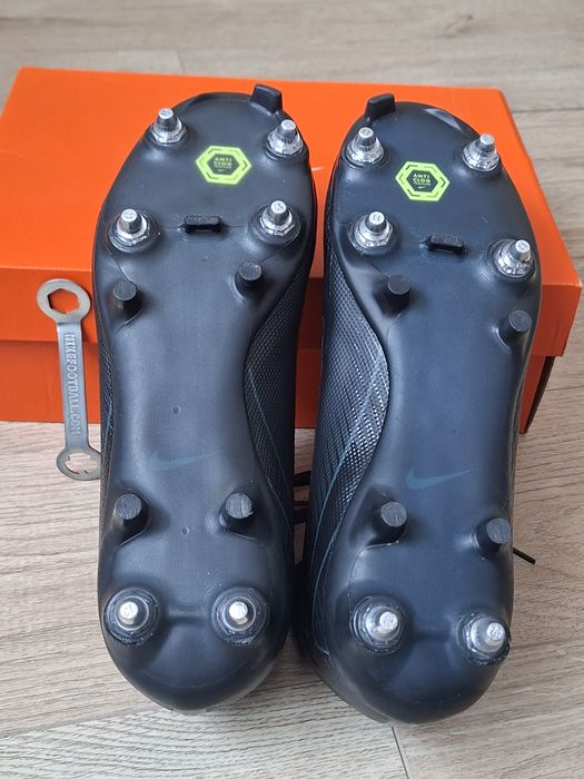 Ghete de fotbal Nike