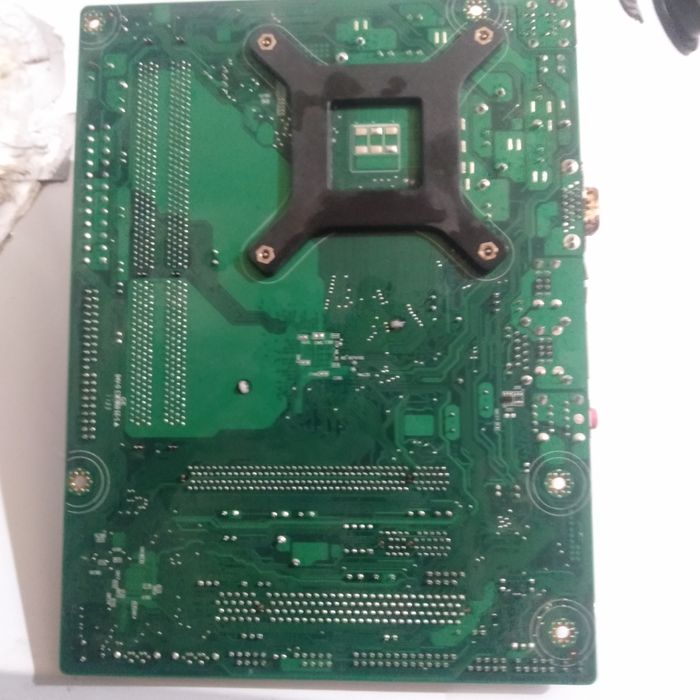 Материнская  плата