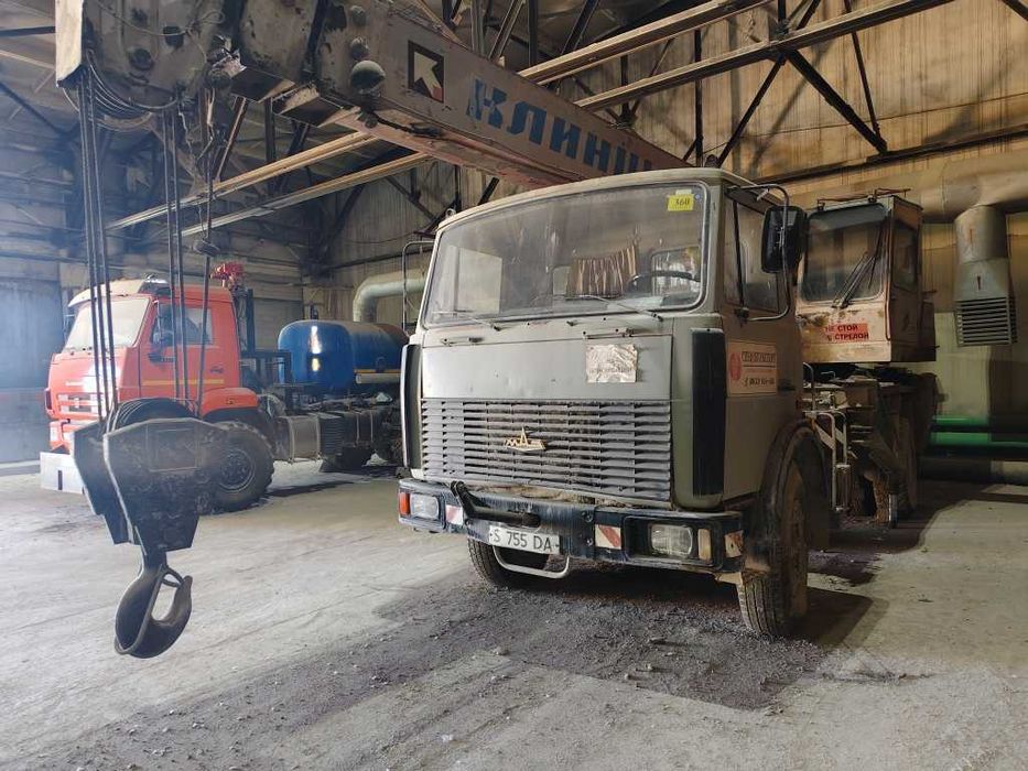 Автокран КС-35719 б/у.