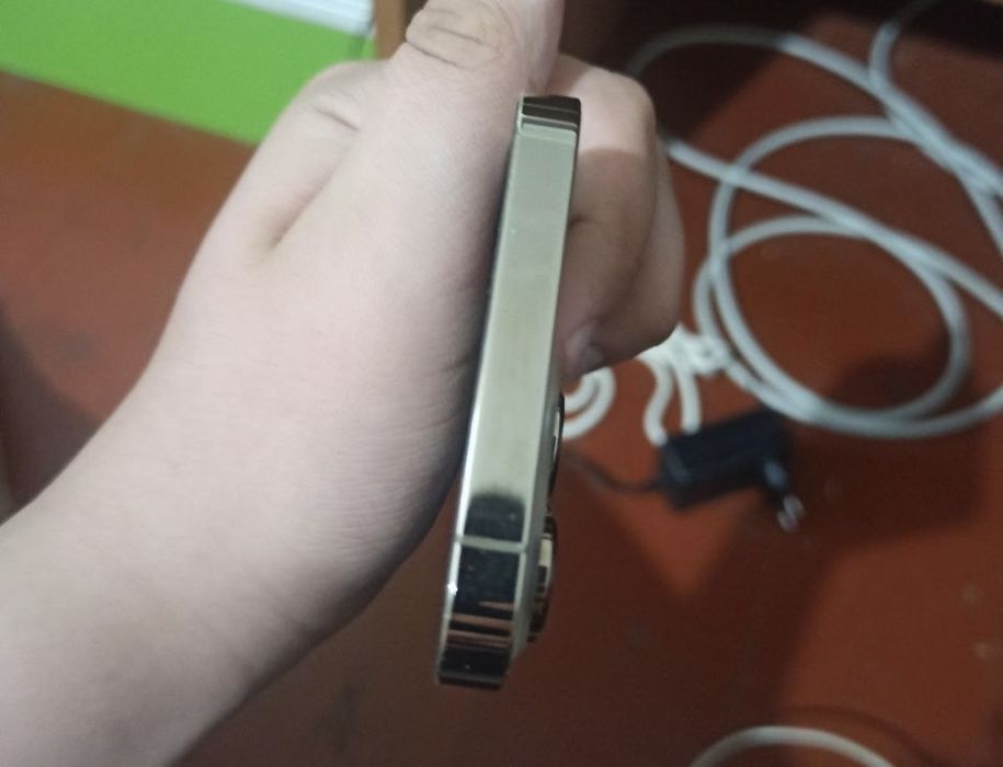 Iphone 13pro gold 128 LLA 76%