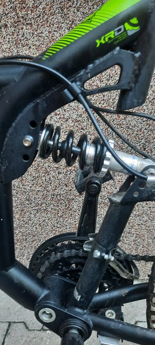 Vând bicicletă full suspension