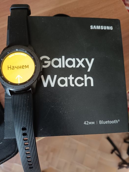 Смарт-часы Samsung Galaxy Watch SM-R810 42 мм черный