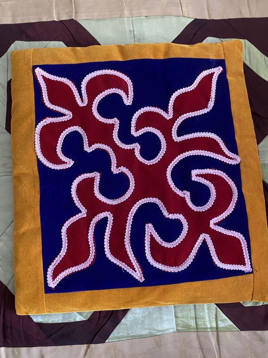 Продам корпешки для стула