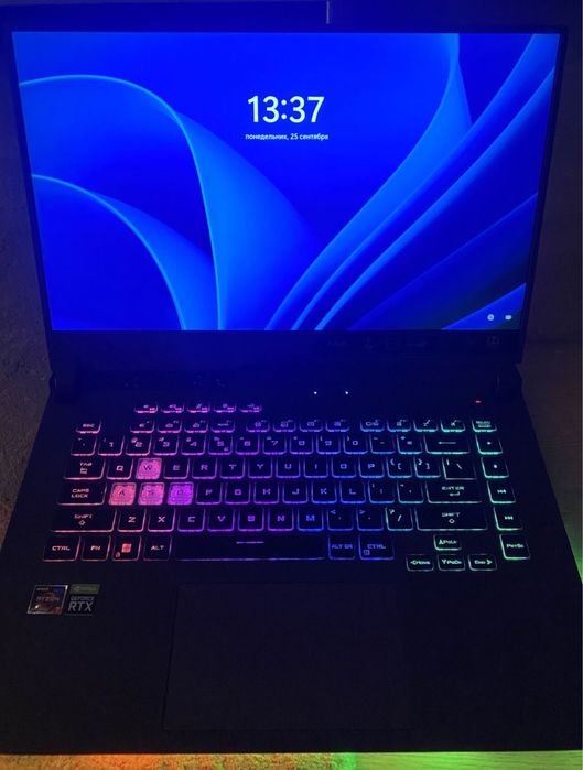 Продаи ноутбук Asus Rog Strix
