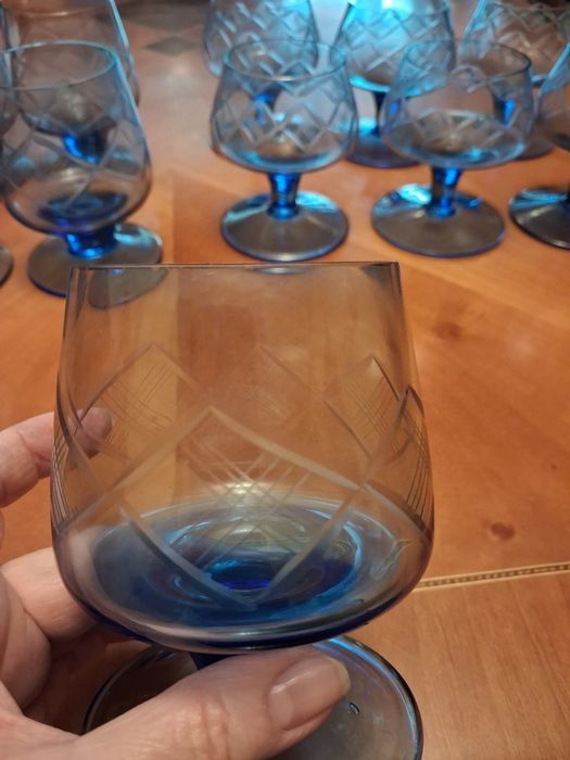 Set 12  pahare vin și coniac