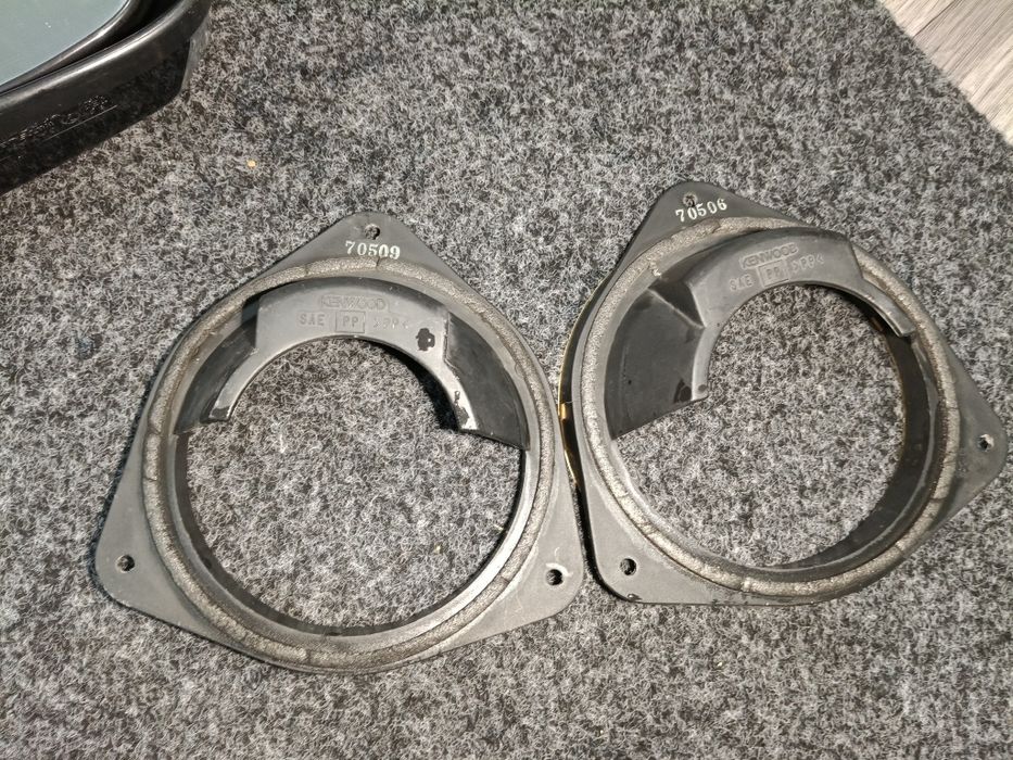 Подиум для калонок