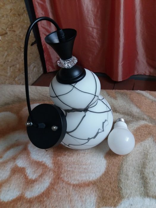 Продам Светильник