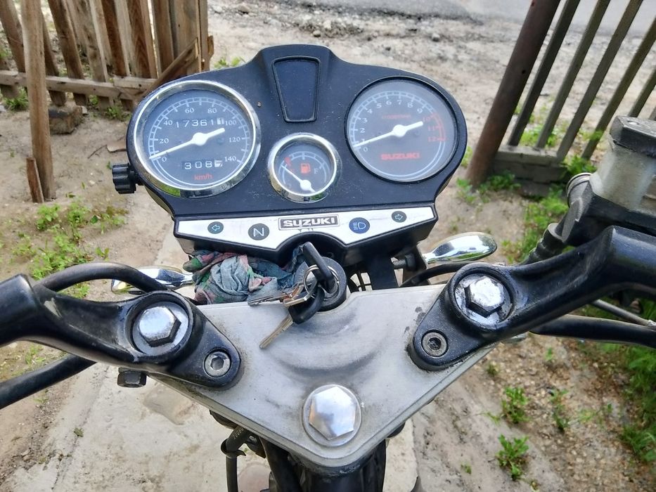 Suzuki 125 кубов