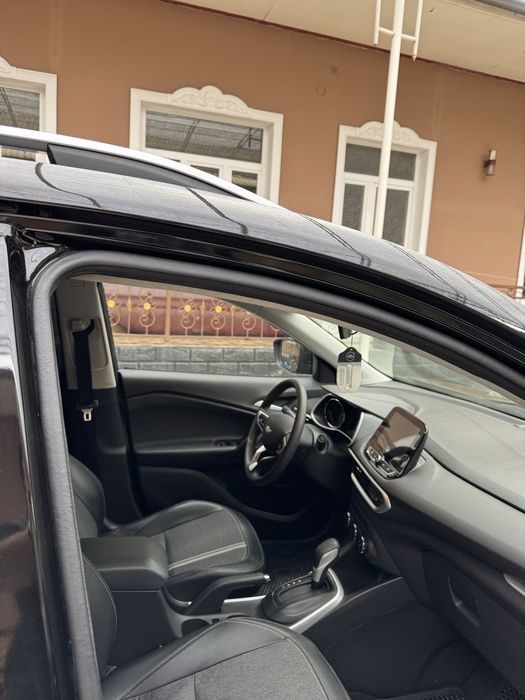 Treker 2 LTZ sotiladi