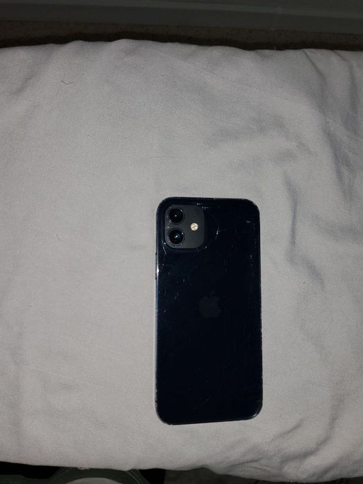 Айфон 12 сатылады