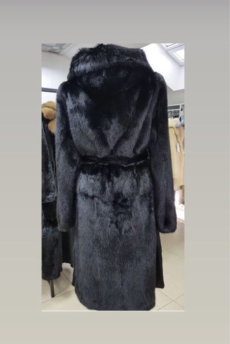 Норковая шуба с капюшоном