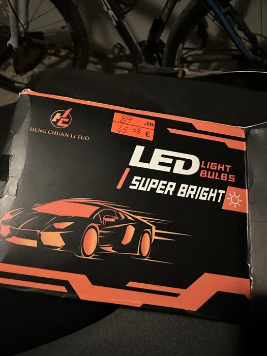 Продавам Лед крушки D2s