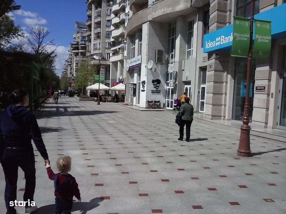 Unirii spatiu comercial mezanin cu acces stradal 65 mp