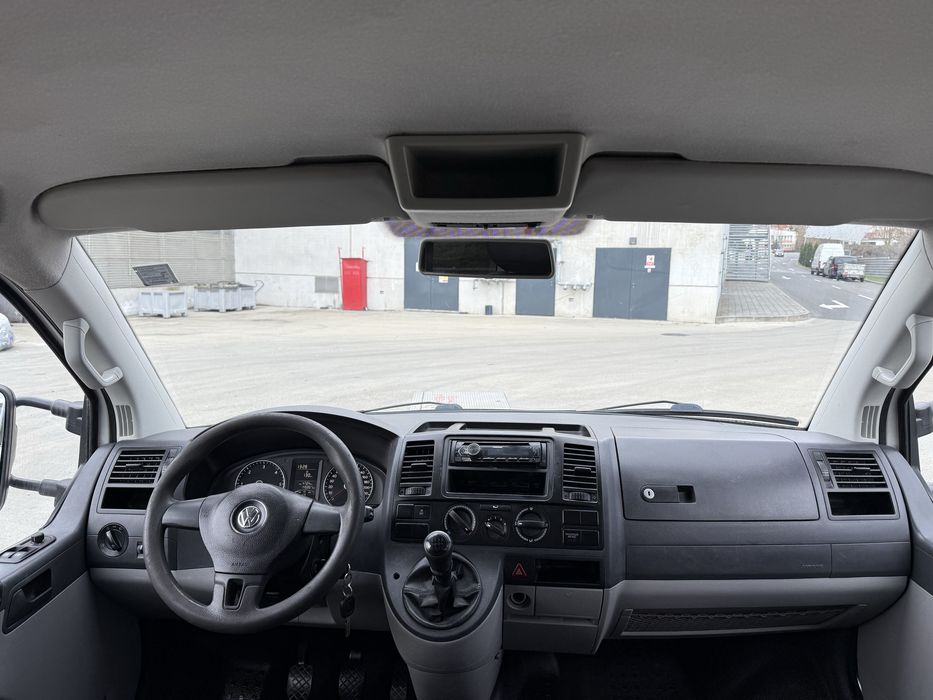 VW Transporter Doka t5 2.0 Tdi 102 Cp Euro 5 cu 6 locuri si Bena