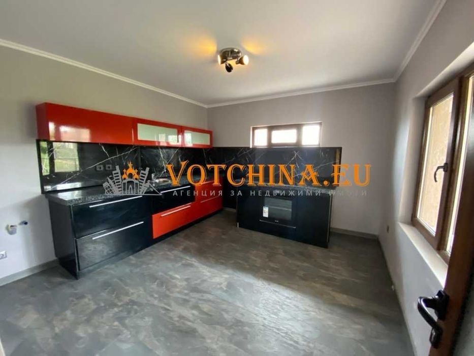 Продава се Къща в Варна, Център - 110 кв.м за 348 €/кв.м - Снимка #7