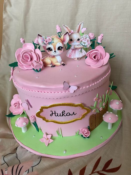 Картонена торта за рожден ден