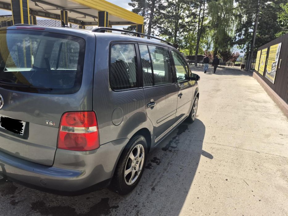 VOLKSWAGEN Touran 2006 — imagine 5