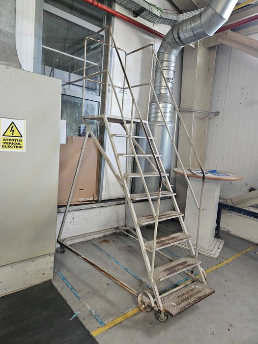 scara metalica mobila