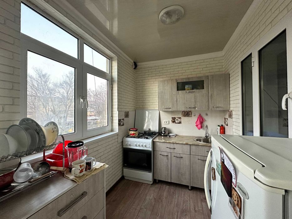 Қибрайда 3 хонали квартира сотилади