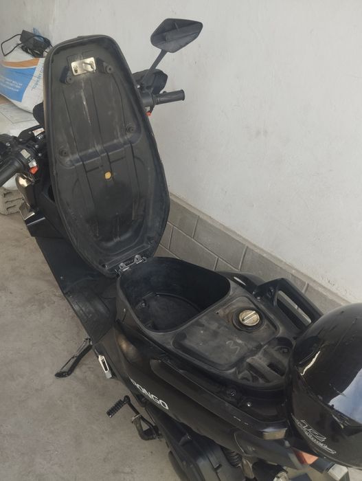 Skuter 150 kub Tank 2