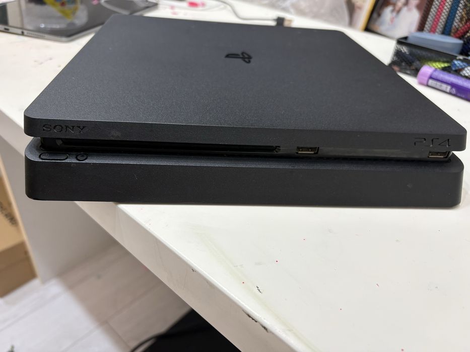 Playstation 4 Slim 512gb